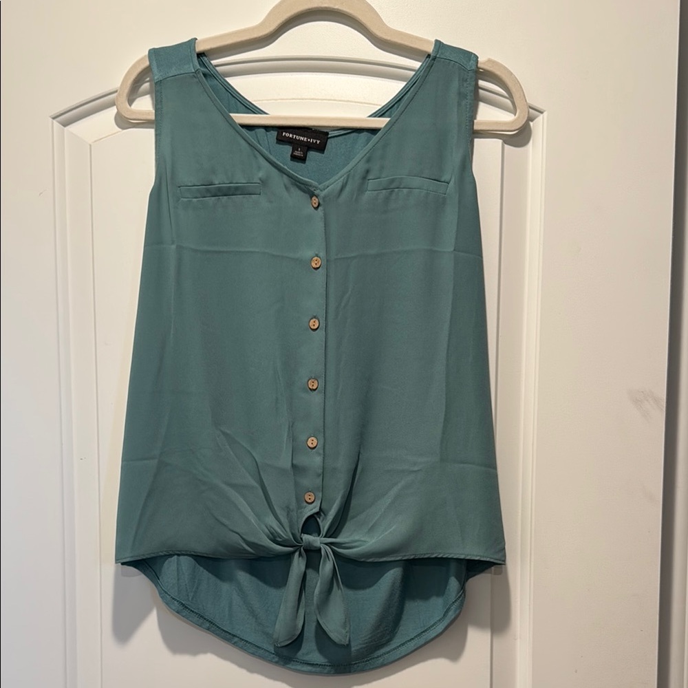 Fortune + Ivy Buttoned Tie Front Tank Top